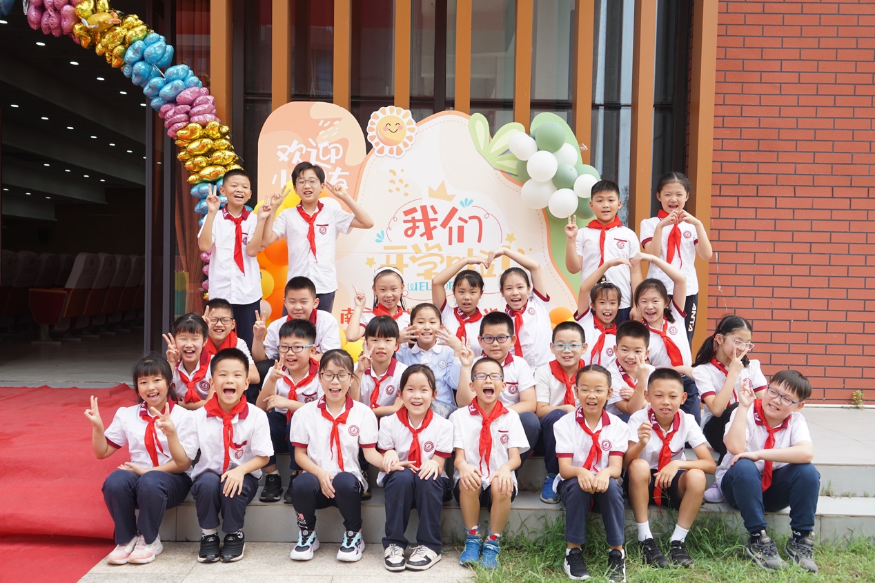 小学部开学第一天
